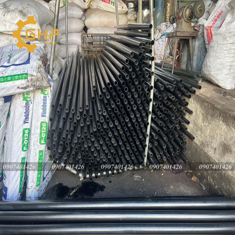 Chân côn bàn ghế-gia công côn chân bàn ghế theo yêu cầu